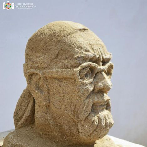 Выставка скульптур из песка «Kamyshlov-art-Sand 2015»