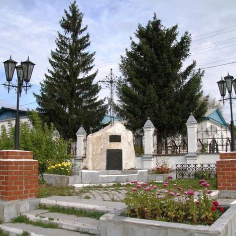 Памятник Семену Будакову